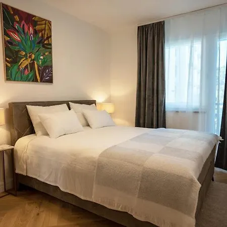 Chic Escape Daire Pula