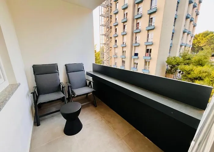 Chic Escape - Designer Oasis Near The * 普拉