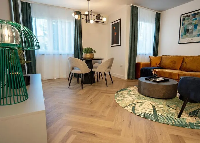 Chic Escape - Designer Oasis Near The *