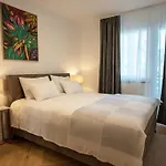Chic Escape - Designer Oasis Near The * Pula